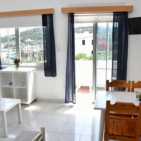 Apart Otel Blue Dolphin And Vagia (Aegina)