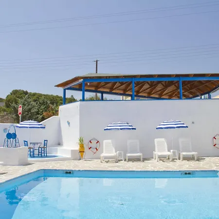 Aparthotel Blue Dolphin Studios And 3*